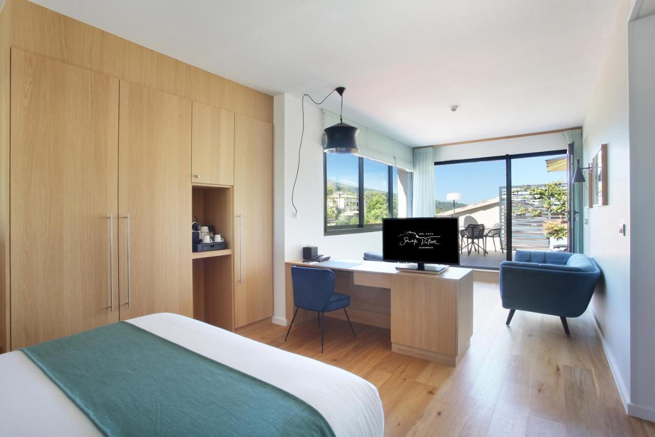 Hotel Sainte Victoire Vauvenargues エクステリア 写真