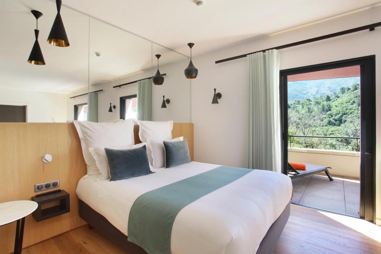 Hotel Sainte Victoire Vauvenargues エクステリア 写真