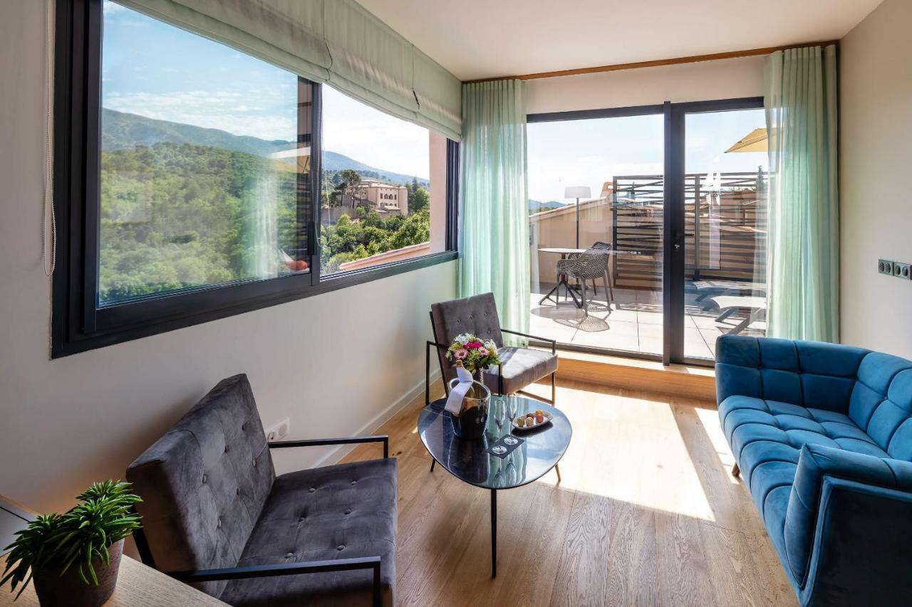 Hotel Sainte Victoire Vauvenargues エクステリア 写真