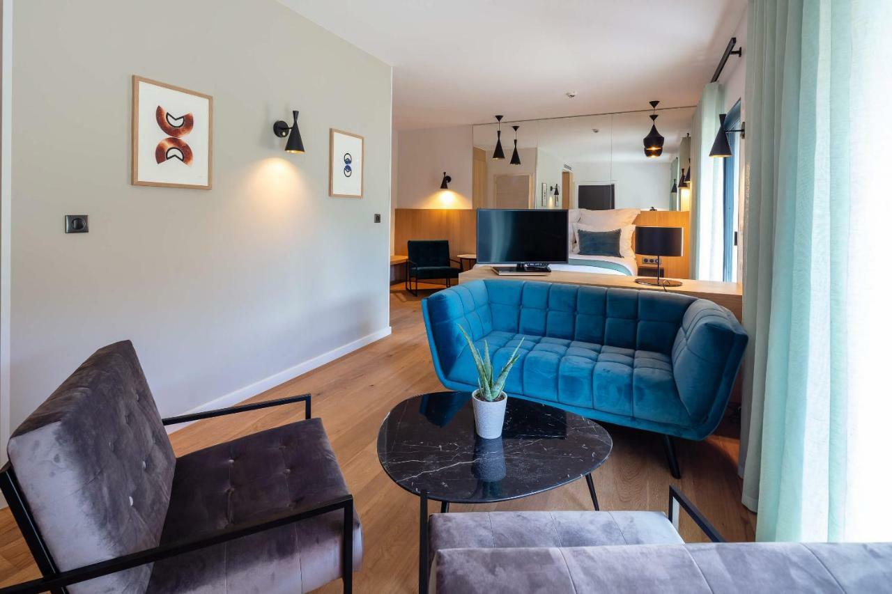 Hotel Sainte Victoire Vauvenargues エクステリア 写真